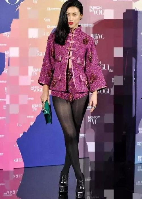 哪个明星最喜欢穿丝袜,揭秘哪位明星对丝袜情有独钟