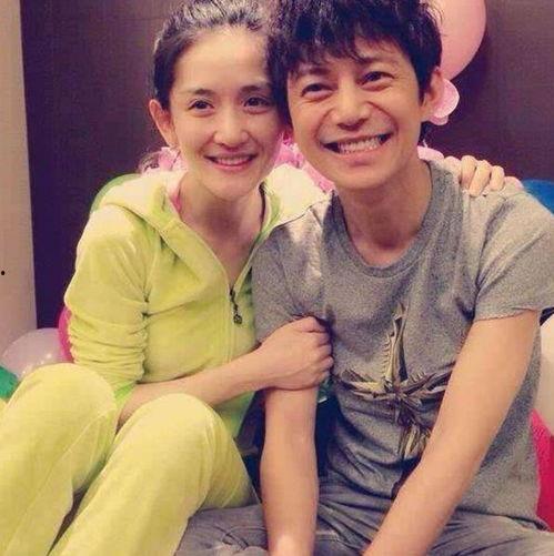 谢娜爆料何炅住酒店视频,谢娜揭秘何老师日常居住环境